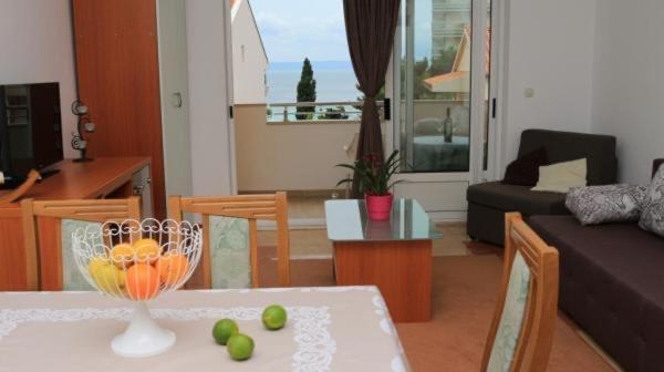 Apartmani Abesinac Макарска Экстерьер фото