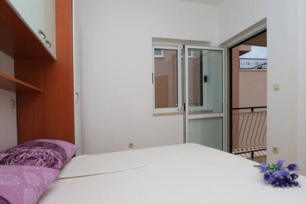 Apartmani Abesinac Макарска Экстерьер фото